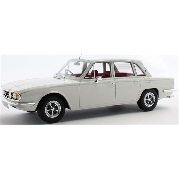 Triumph 2500 De 1969 Vert – Miniature Voiture Cult Models 1/18 – Résine Neuve